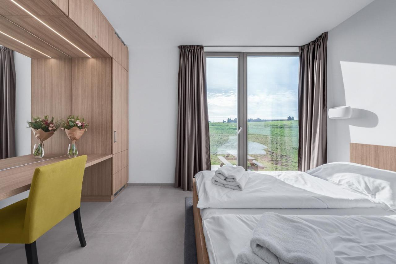 Apartmány HRÁDEČEK Mladé Buky Exterior foto